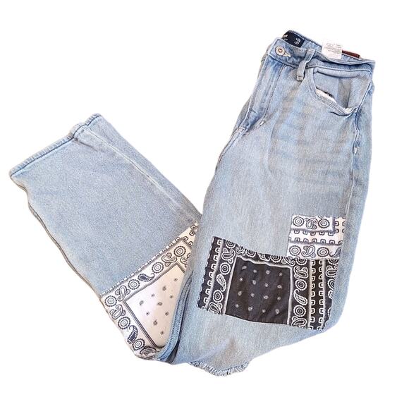 Hollister Size 3R Patchwork Jean Pants Distressed Waist 26 Length 27 Paisley - Picture 1 of 11